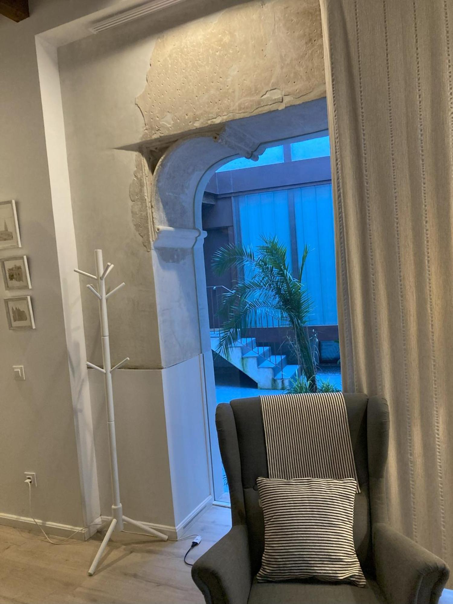 Apartamento Sacramento Muy Cerca De La Catedral Toledo Bagian luar foto